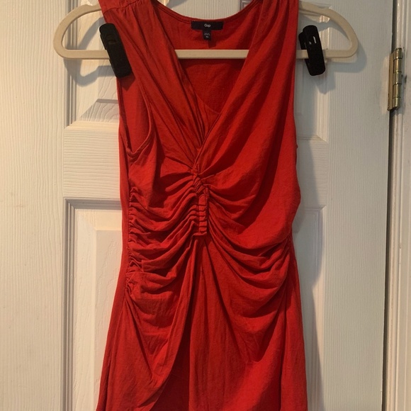 Gap red tank top - Picture 1 of 2